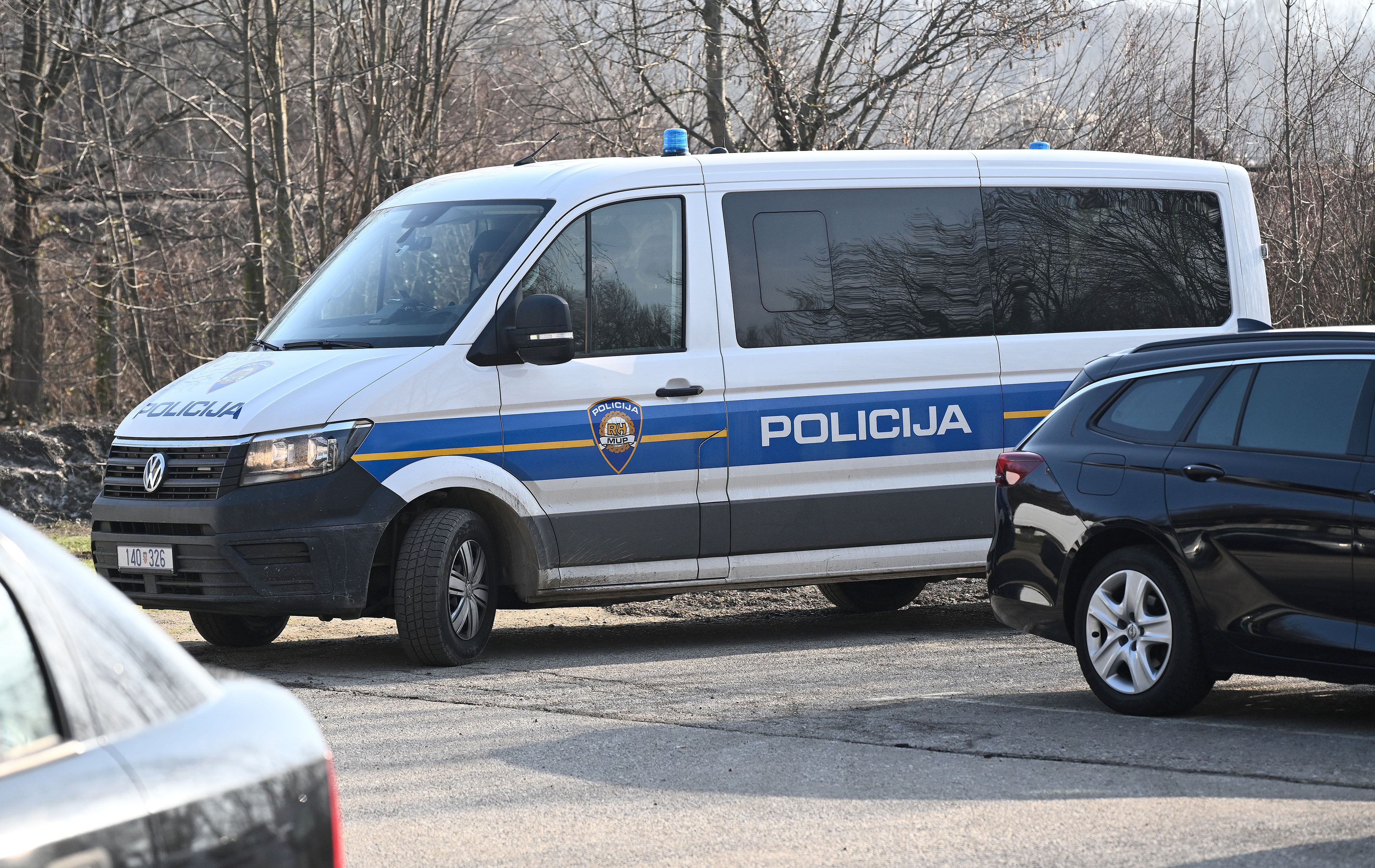 Policija