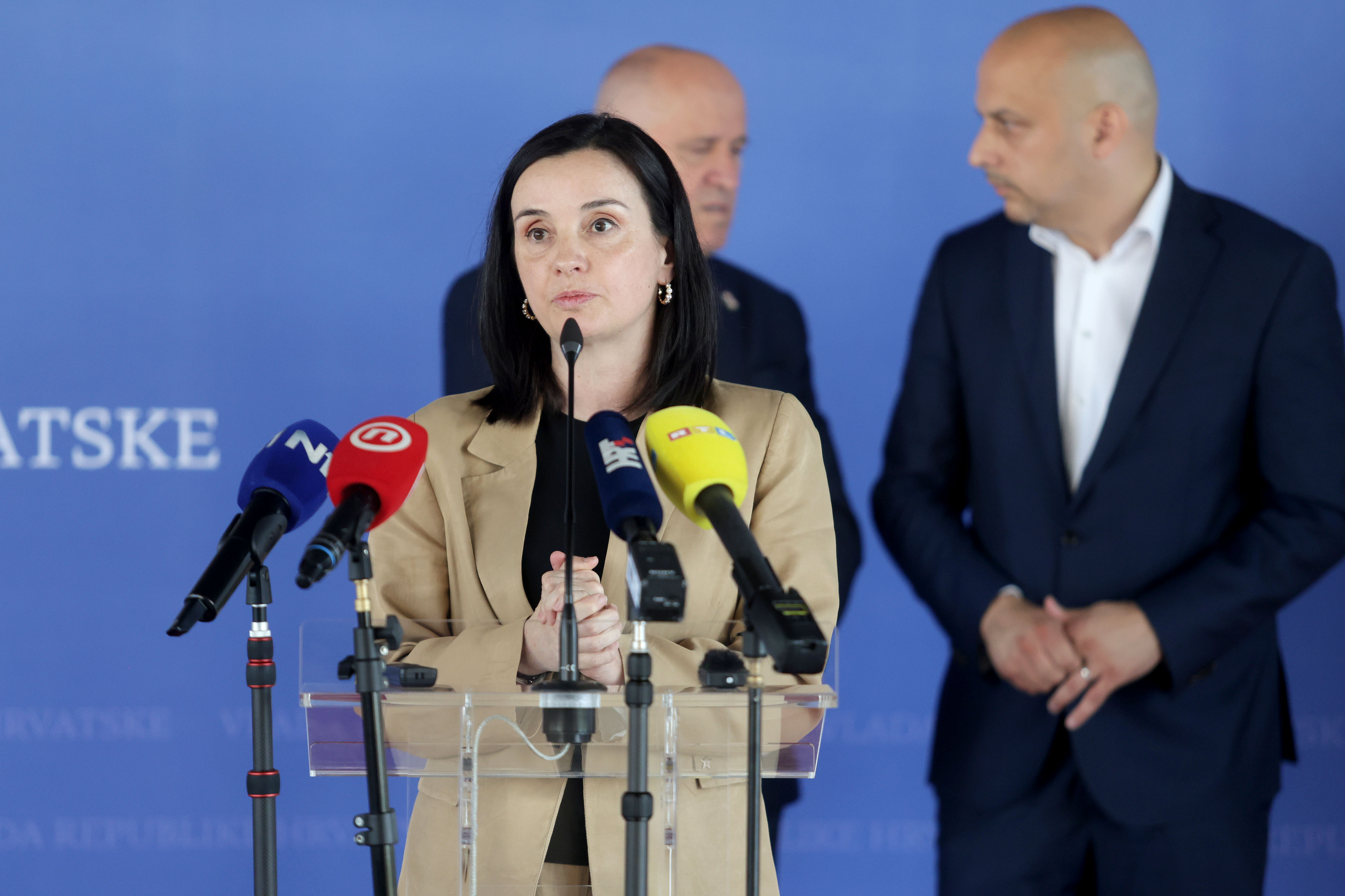 28.07.2026., Zagreb - U Nacionalnoj i Sveucilisnoj Knjiznici odrzan je sastanak o pitanjima ilegalnog otpada i planirane tvornice litija u Gospicu. Izjave nakon sastanka. Photo: Marko Seper/PIXSELL