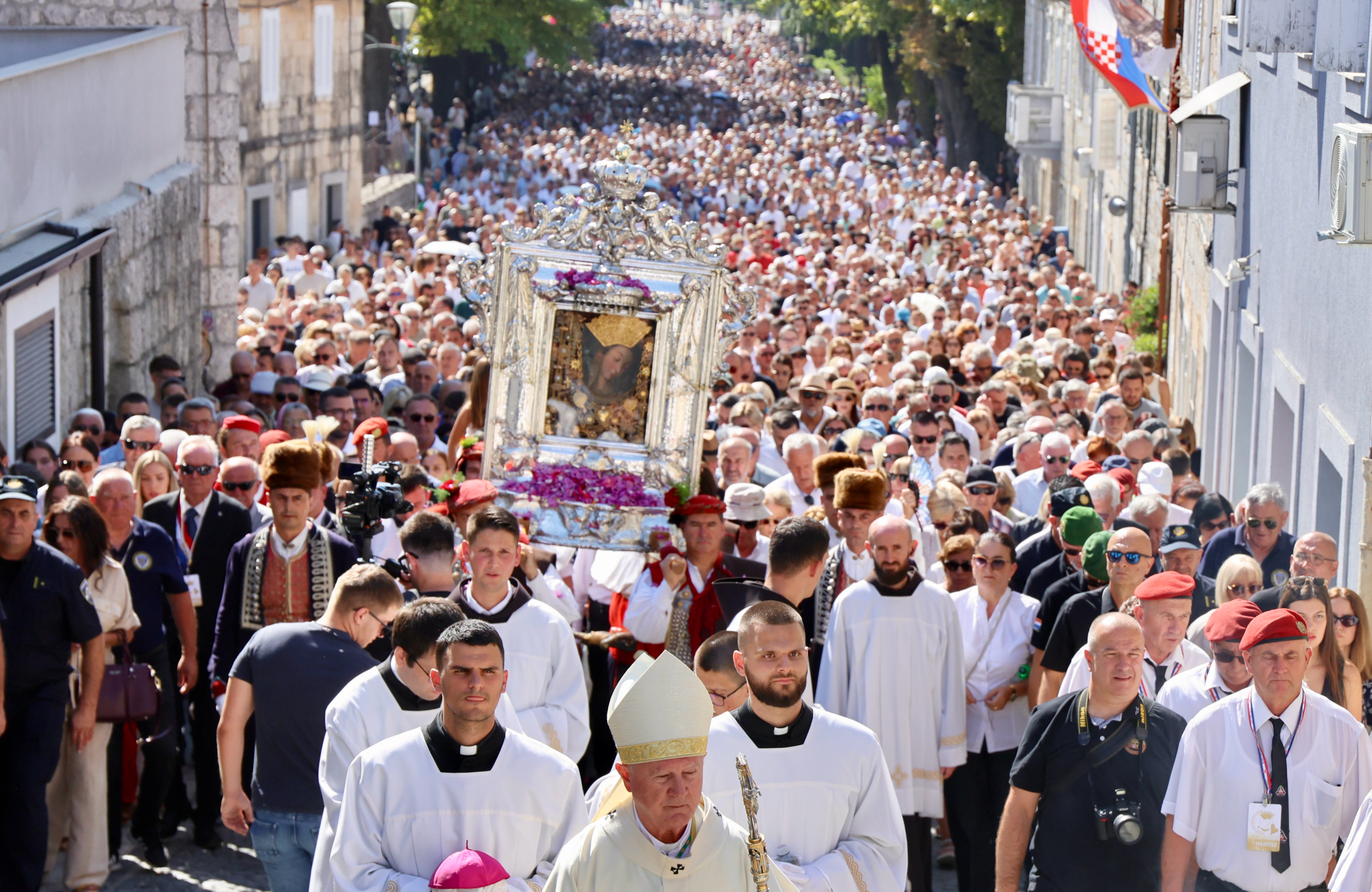 15.08.2026.,Sinj-Sve anom prosesijom zapocelo misno slavje u svetistu Gospe Sinjske Photo: Ivo Cagalj/PIXSELL