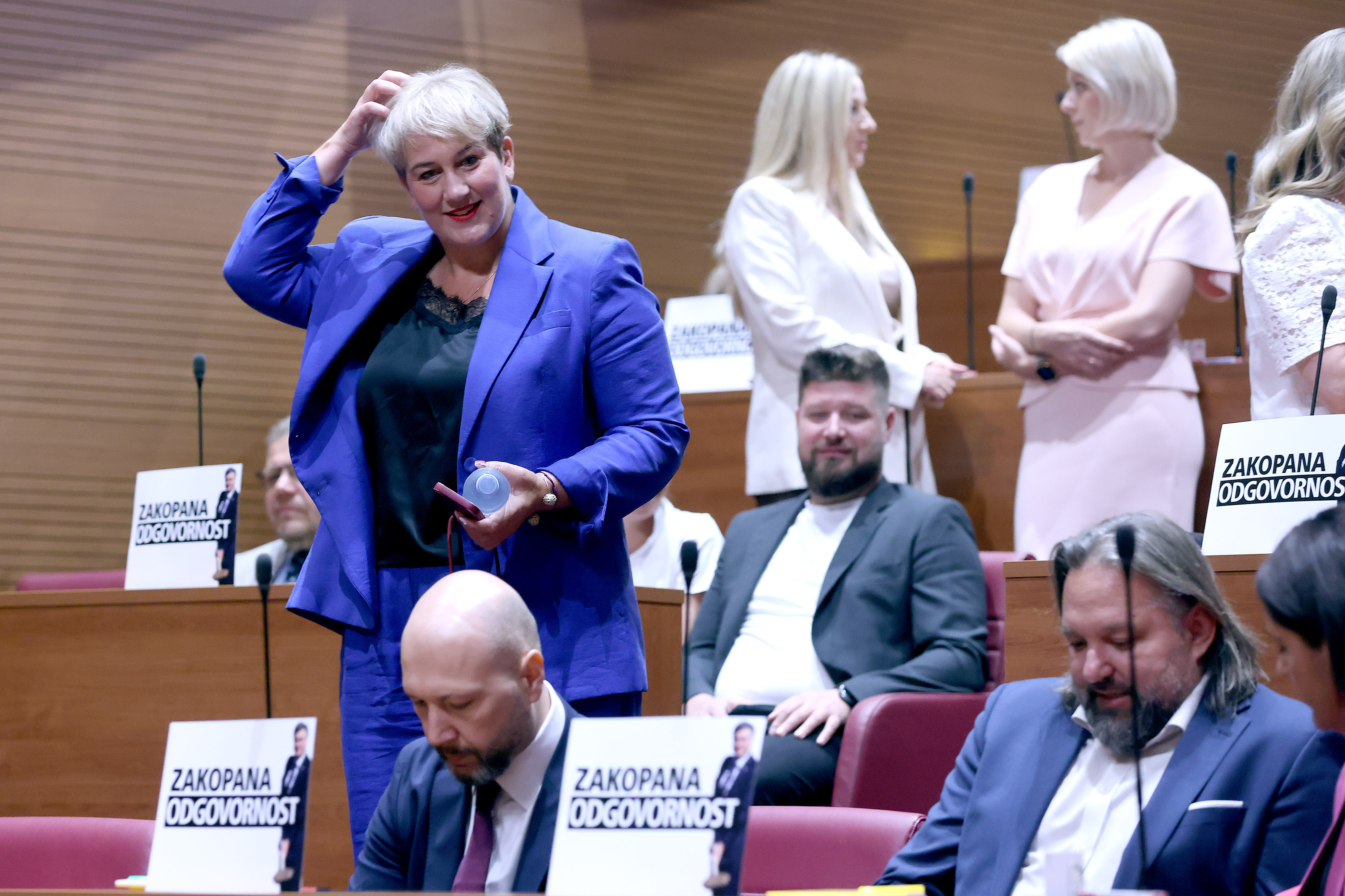Pocela je 11., izvanredna sjednicu Hrvatskoga sabora, na kojoj ce se na zahtjev predsjednika Milanovica raspravljati o problemu ilegalnog odlaganja opasnog otpada u Gospicu. Photo: Patrik Macek/PIXSELL