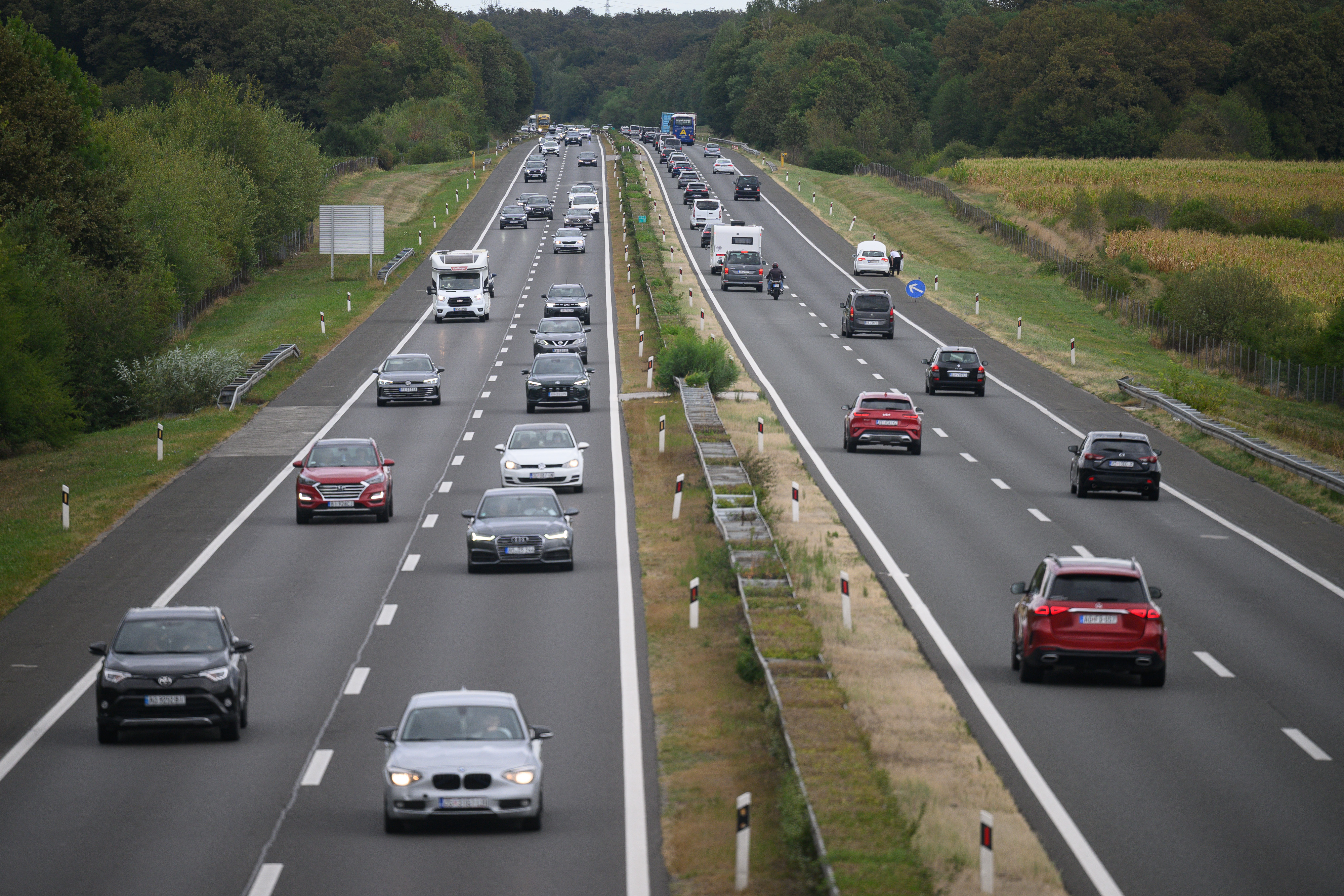 22.08.2026., Donja Zdencina - Pogled na promet autocestom A1 s nadvoznjaka u Donjoj Zdencini. Photo: Davor Puklavec/PIXSELL