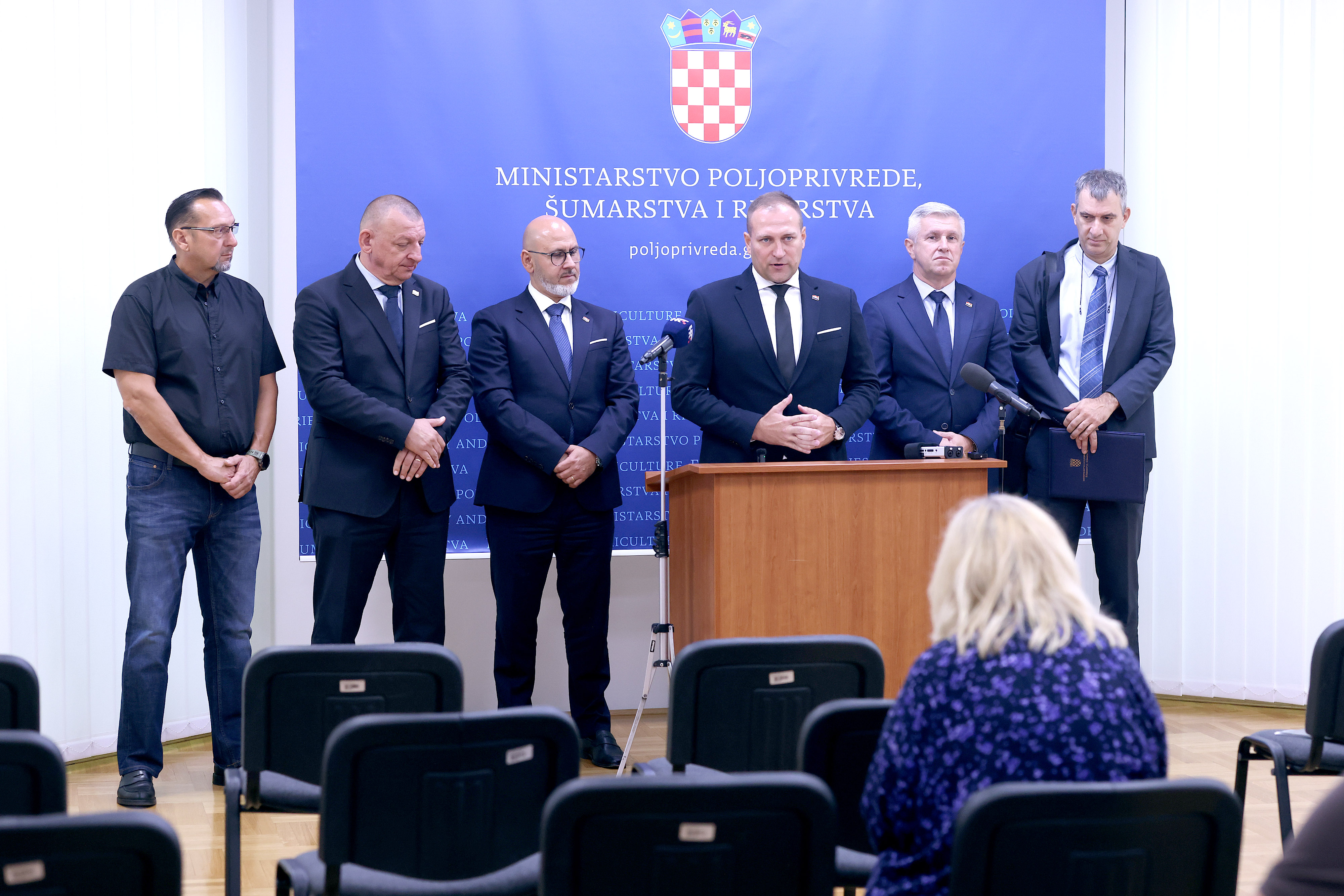 PXL_260826_157322818