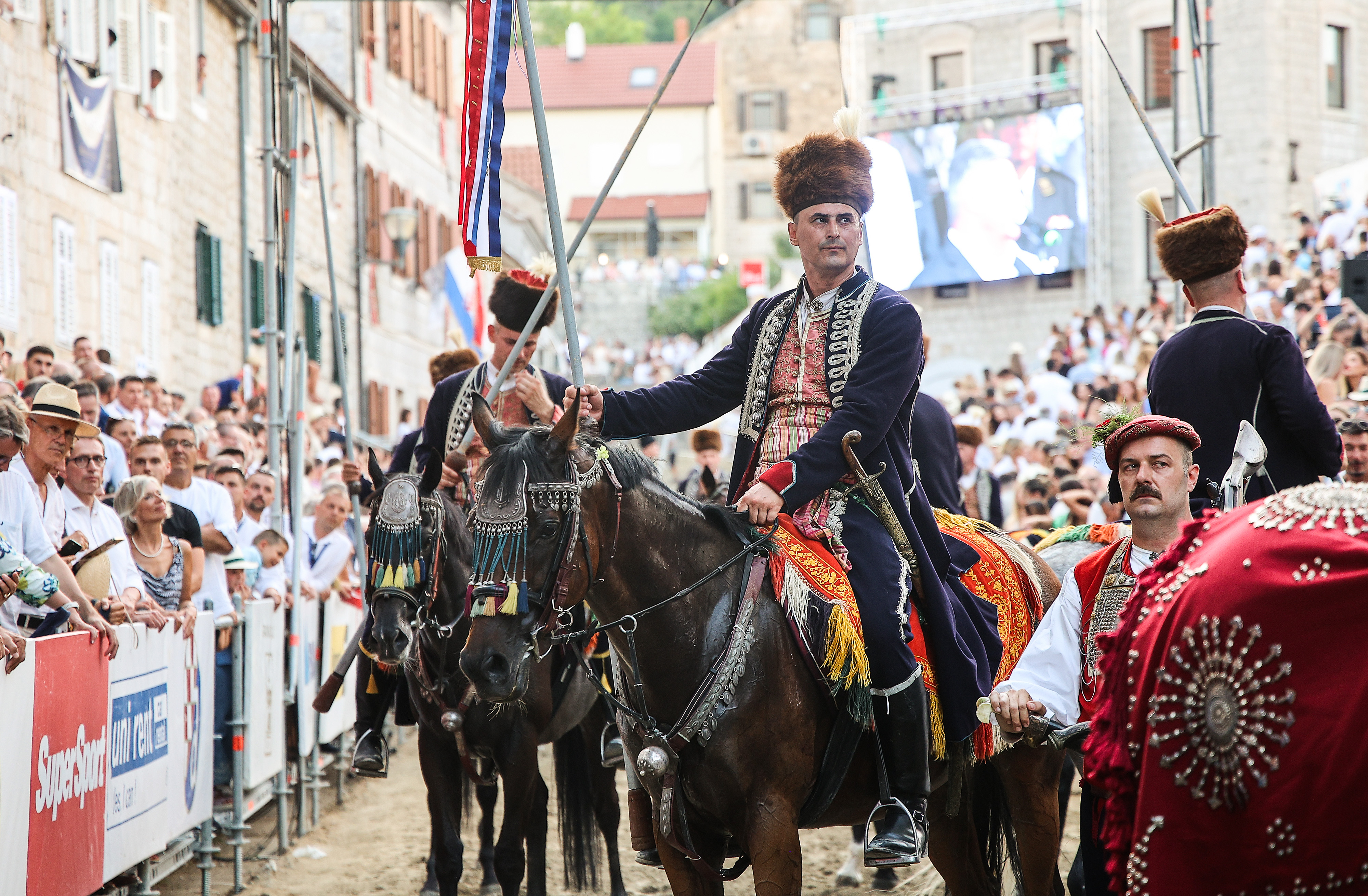 311. Sinjska alka na Alkarskom trkalištu. Tino Radanovic Photo: Zvonimir Barisin/PIXSELL
