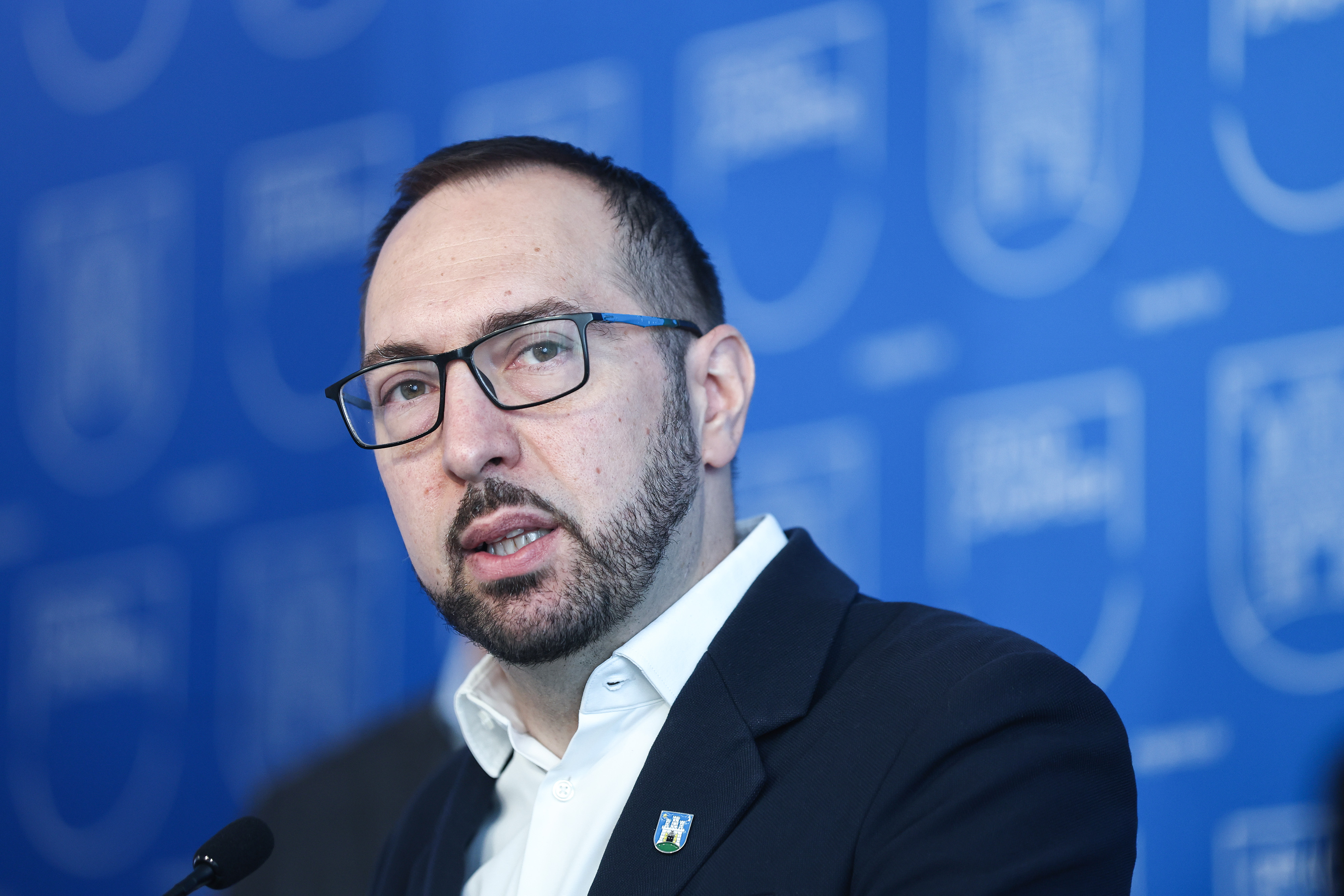 PIXSELL