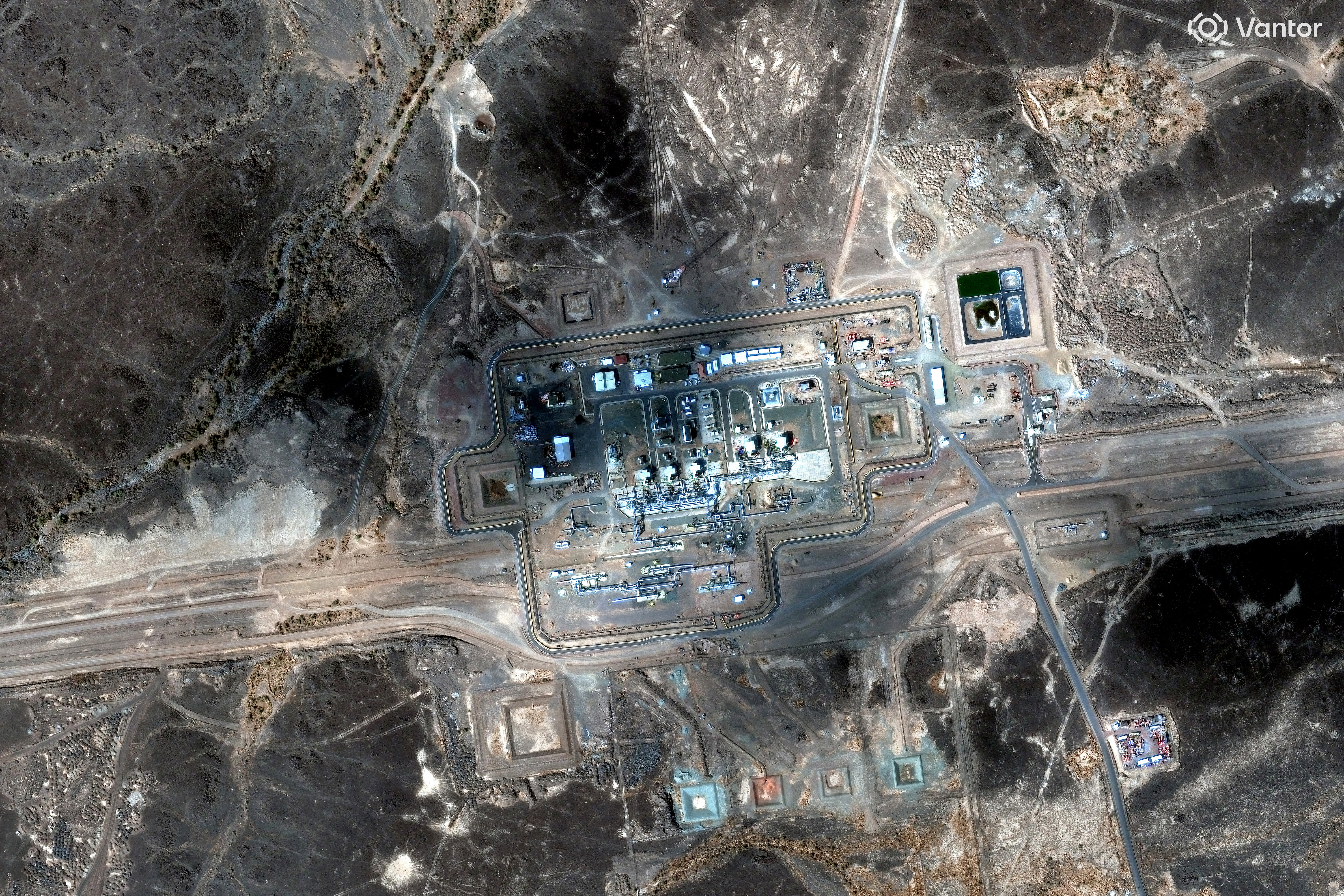 This handout satellite image released by Vantor shows a view of a pumping station along the general route of Saudi Arabia's East-West pipeline (Petroline) in al-Mesabaah, southeast of Medina, on October 29, 2025.