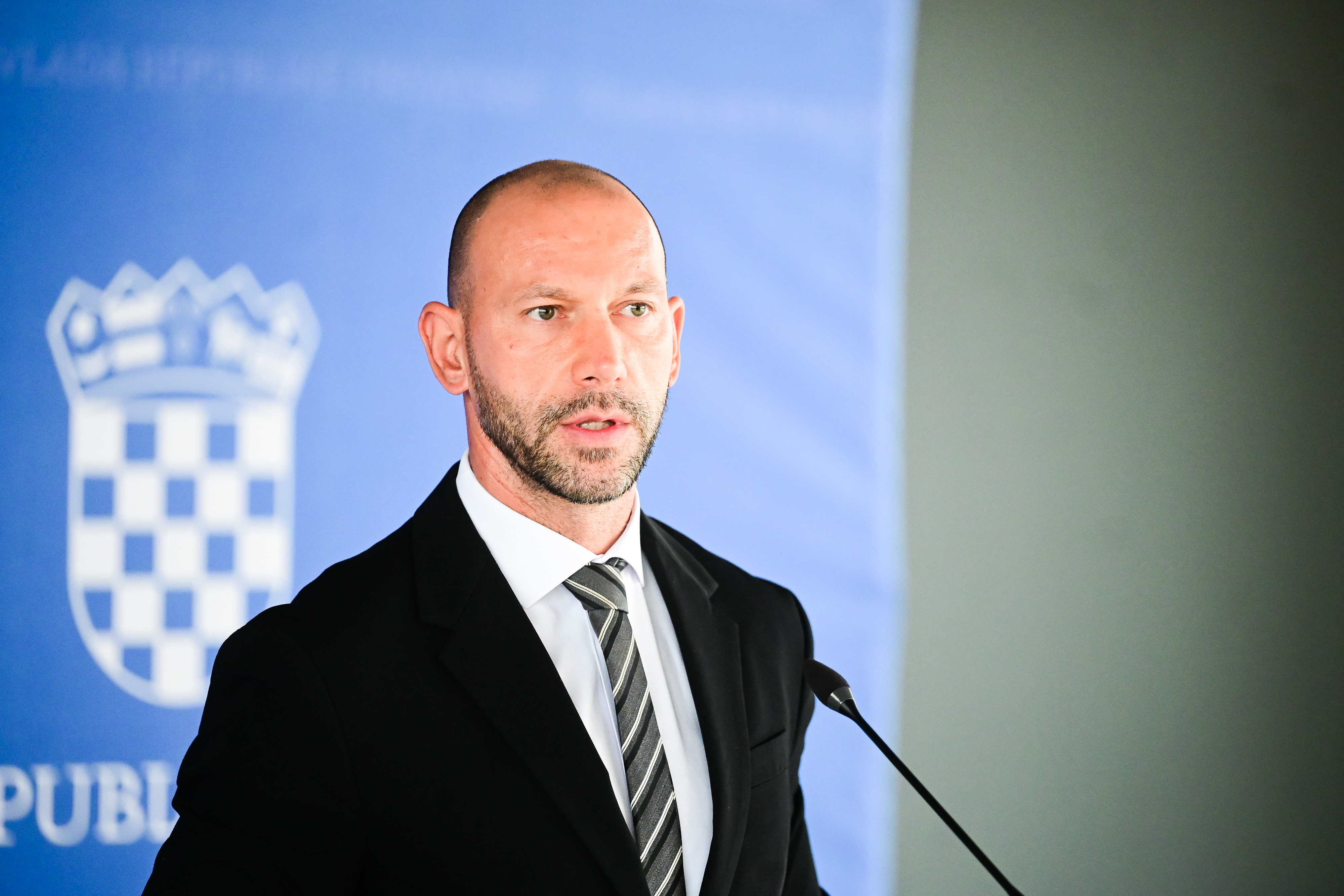 14.09.2026., Zagreb - Ministar pravosudja, uprave i digitalne transformacije Damir Habijan daje izjavu medijima u Nacionalnoj i sveucilisnoj knjiznici nakon 202. sjednica Vlade Republike Hrvatske. Photo: Lucija Ocko/PIXSELL