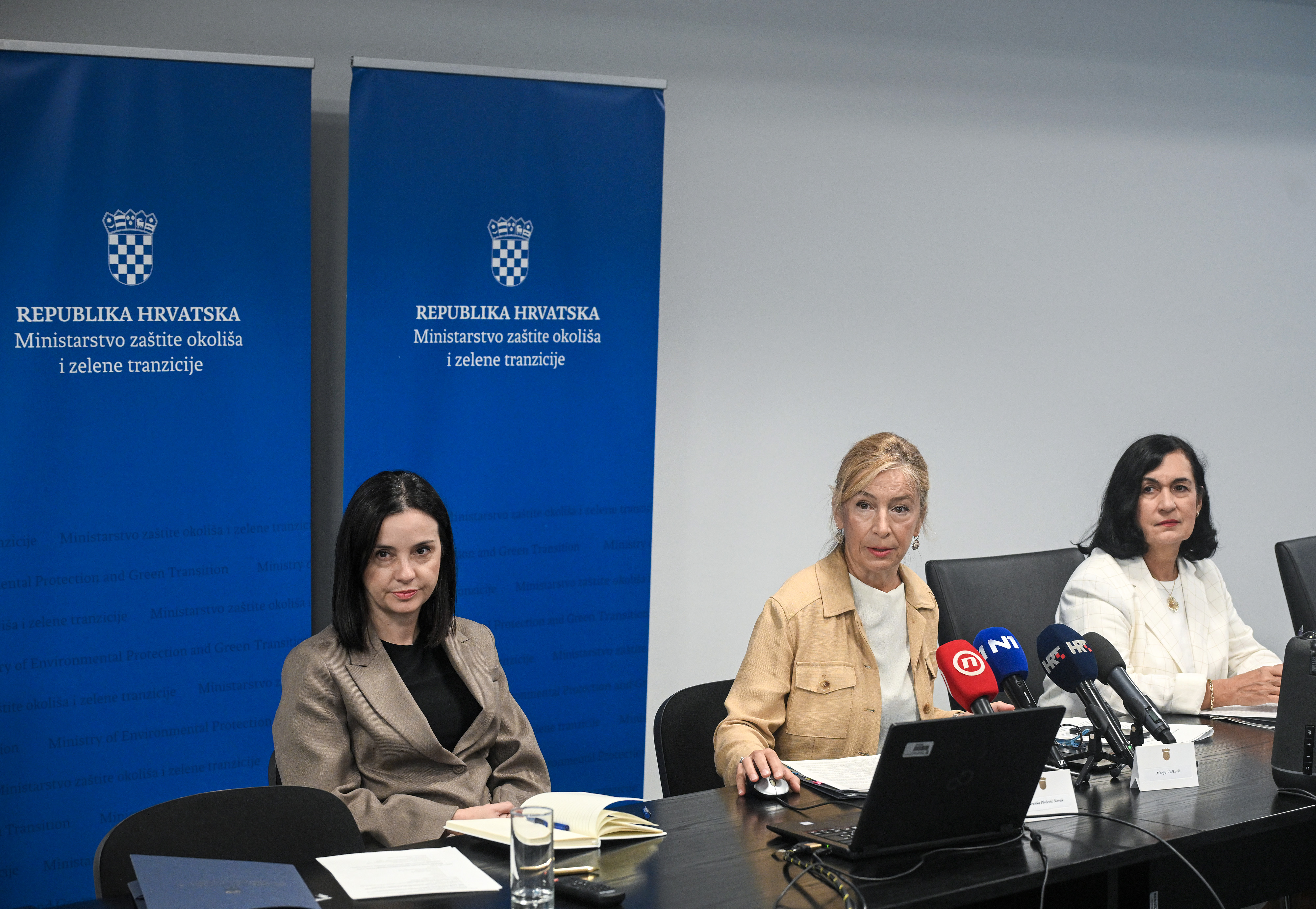 25.09.2026., Zagreb - Ministrica Marija Vučkovic predstavila nove prijedloge zakona i nacrte. Branka Pivcevic Novak, Marija Vuckovic, Sanja Radovic Photo: Josip Regovic/PIXSELL