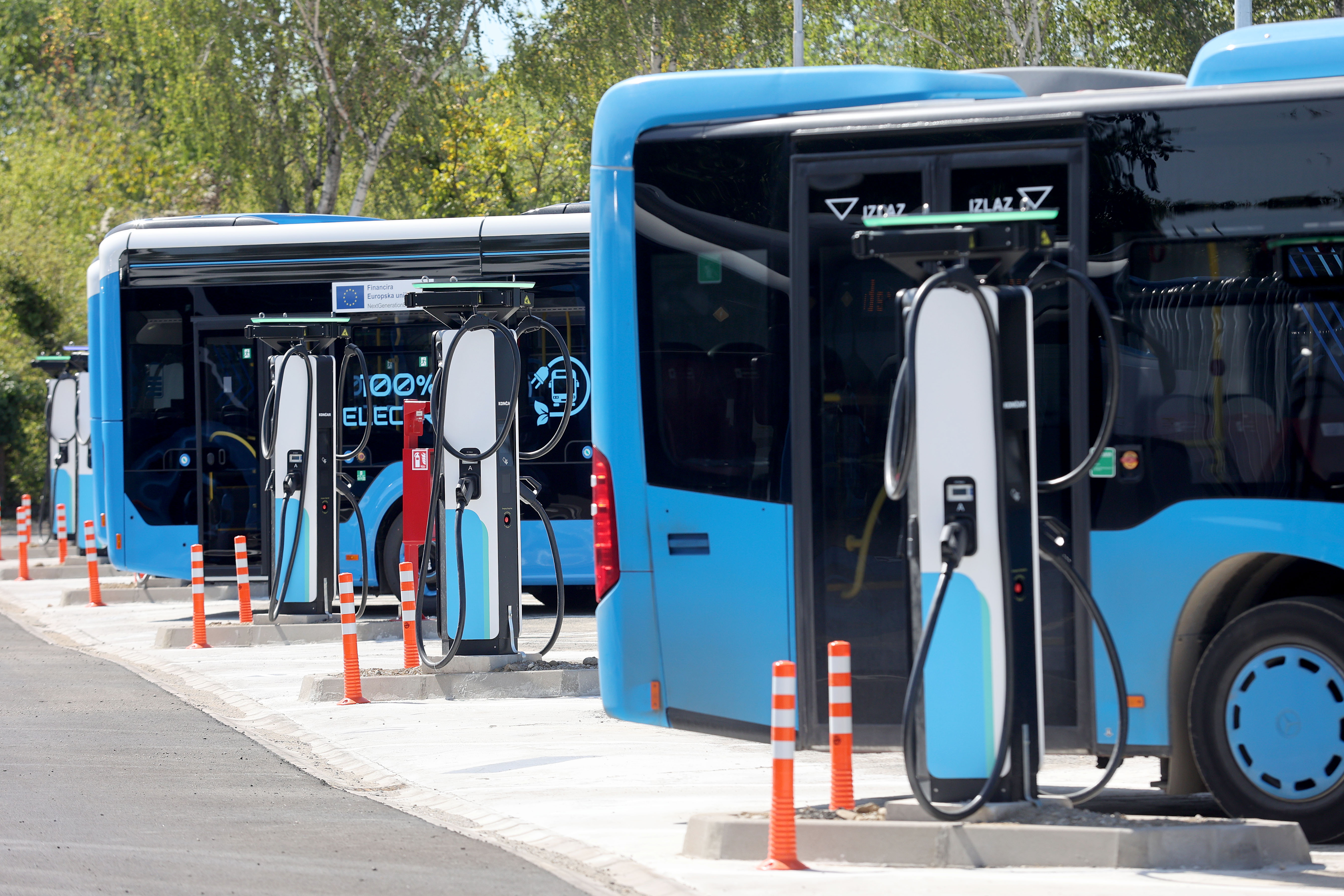 Novu ZET-ovu punionicu elektricnih vozila u Posusedu. Photo: Marko Seper/PIXSELL