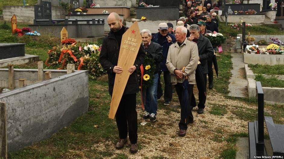 264E6696-F1A4-494B-8E41-0FDEFCFD3897_cx8_cy27_cw78_w1023_r1_s