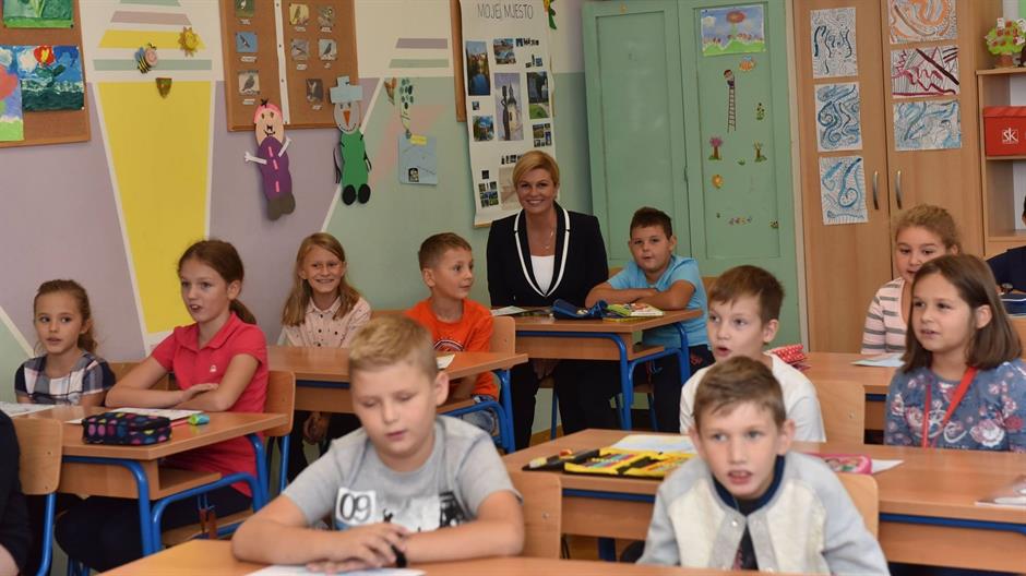 40796502_1843800259020258_4171383765290975232_o