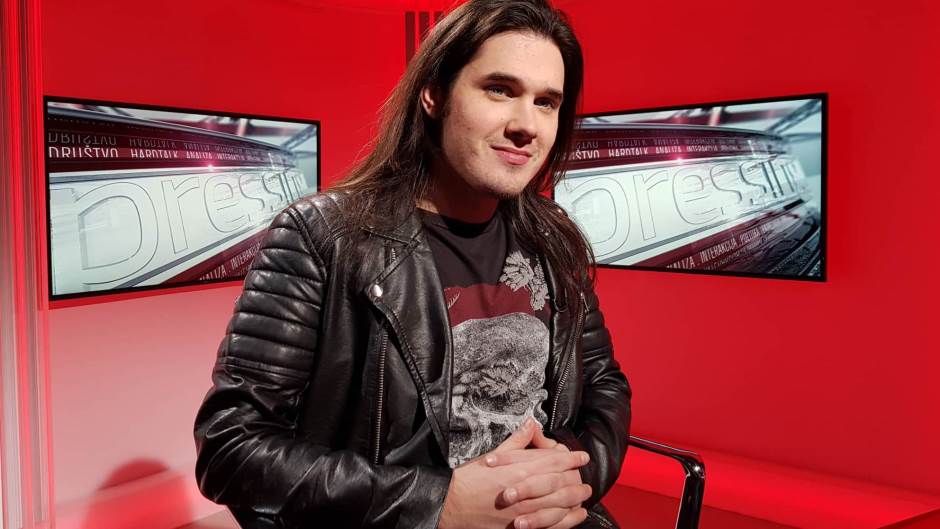 52872286_2157307231249112_8367297390184497152_n