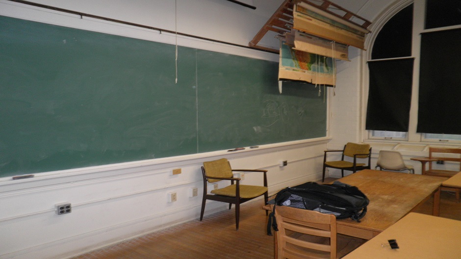 6 Morgue File učionica stara