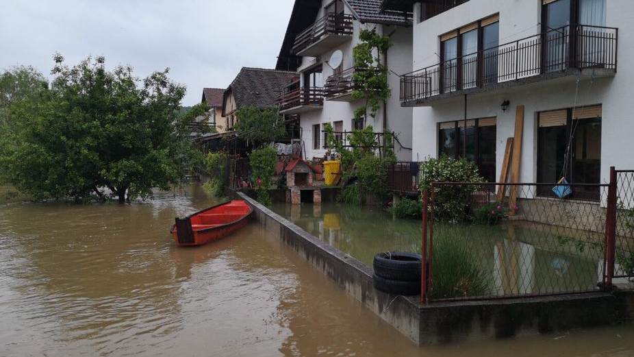 60181700_1797181723717387_8131940870355156992_n