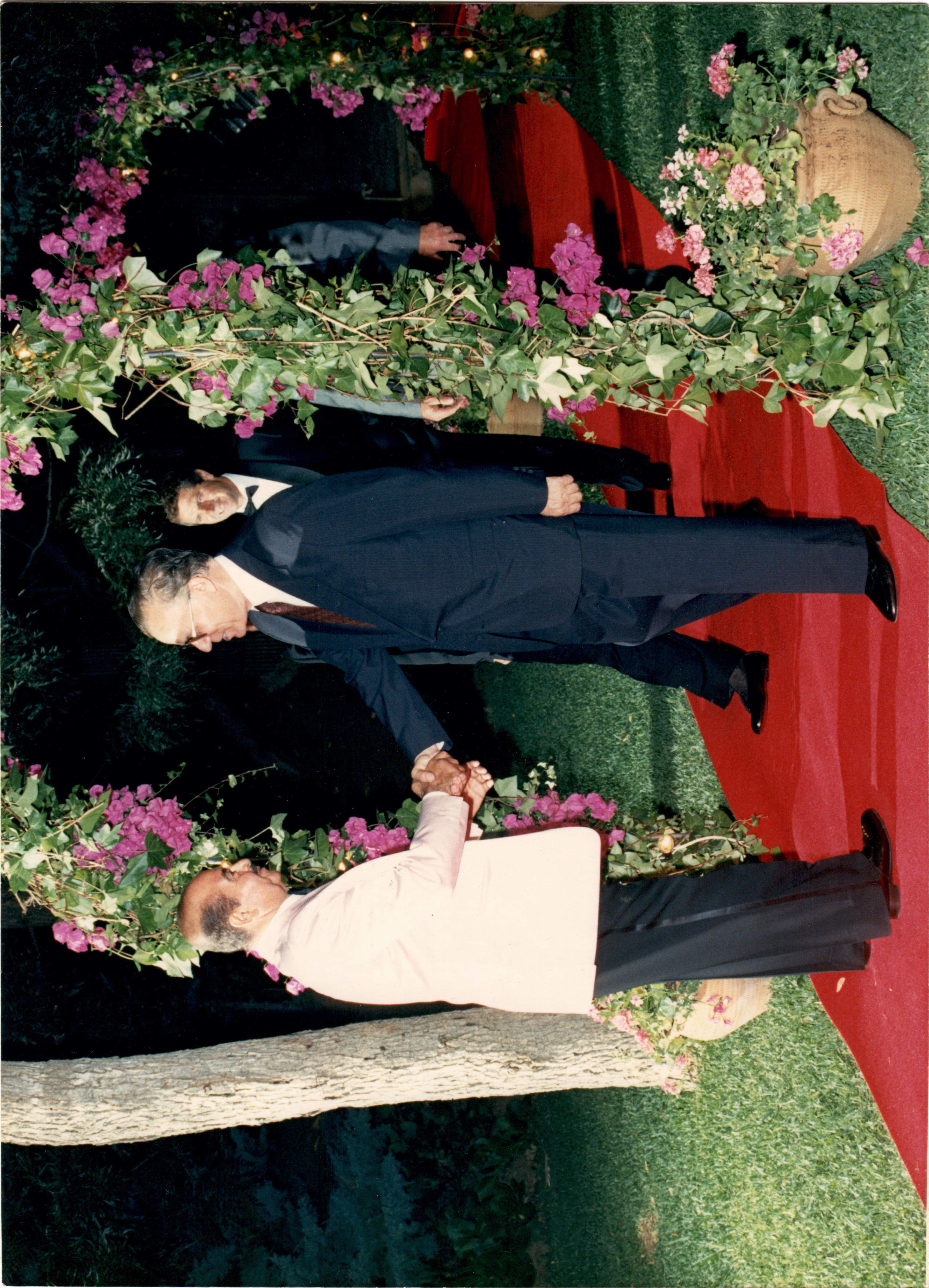 Adnan Khashoggi, Jovan Matović