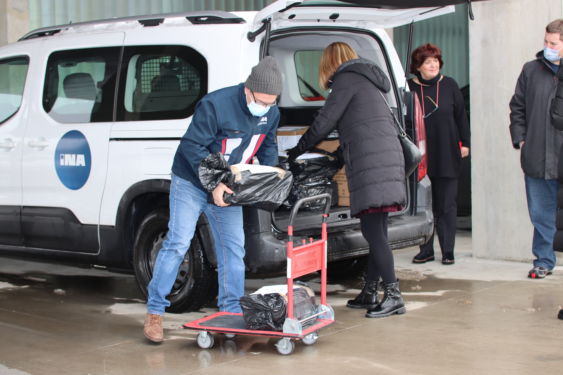 INA donacija školama