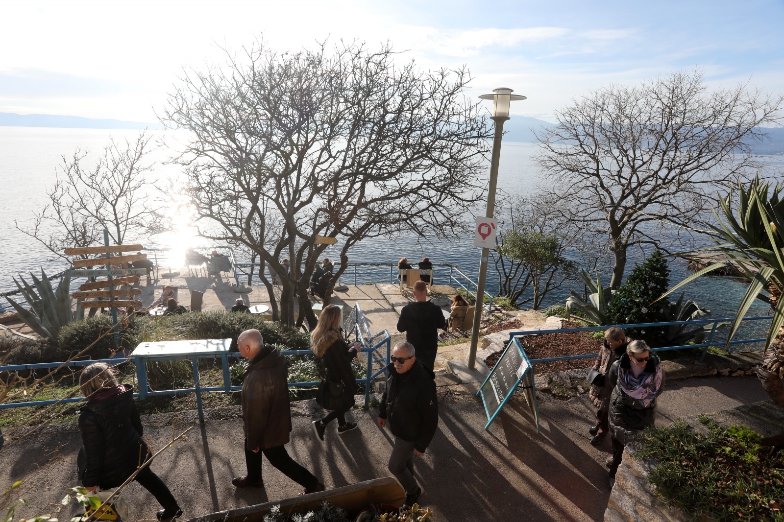 kafić, kava za van, coffe to go, ugostiteljski objekt