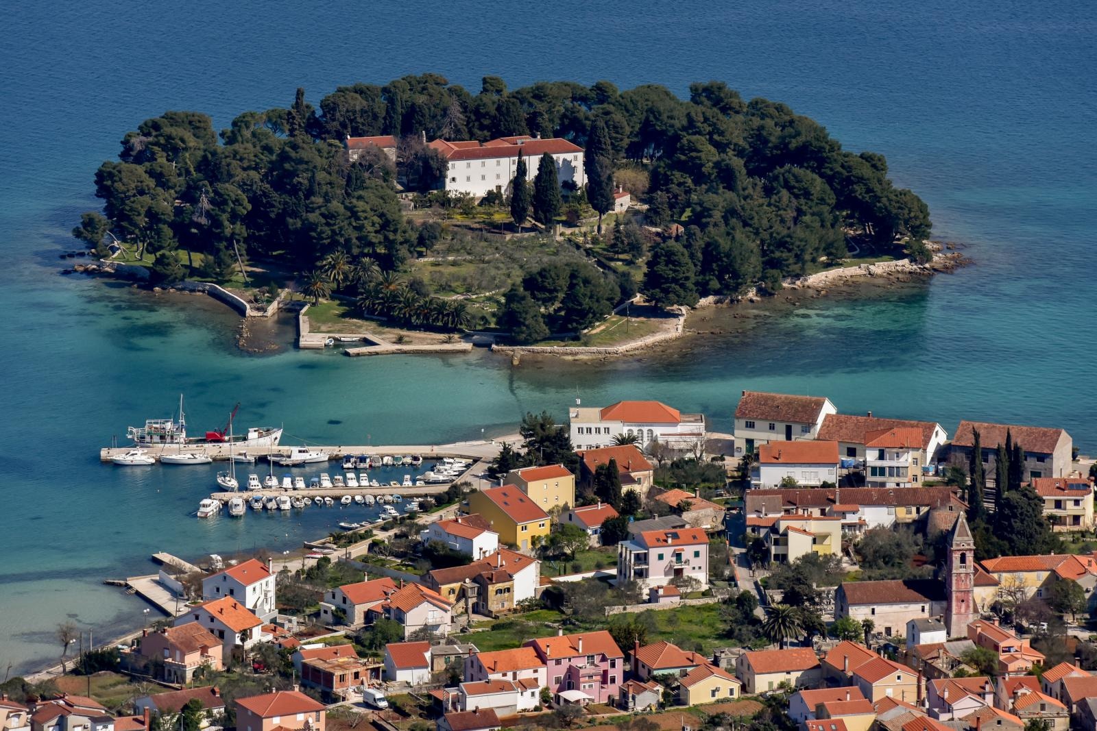 preko, ugljan, školjić, otok, otoci, dalmacija, jadran, more, turizam, ljeto,
