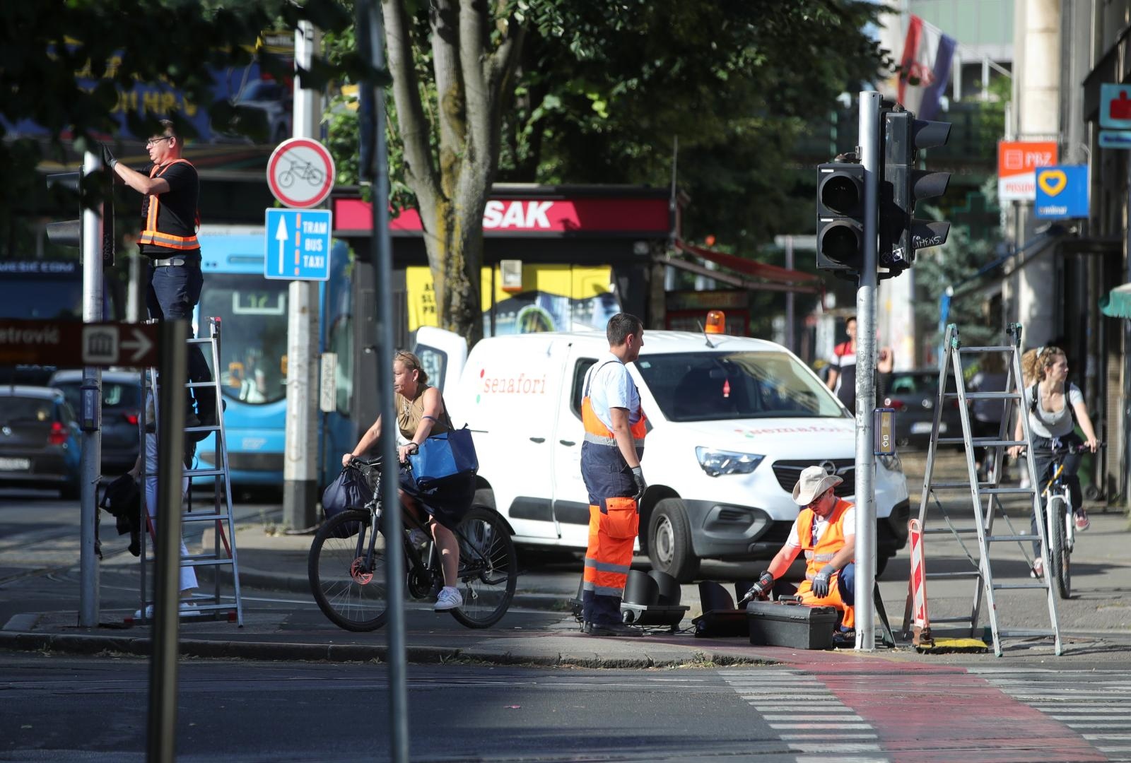 Zagreb: Zamjena semafora na križanju Savske i Tratinske