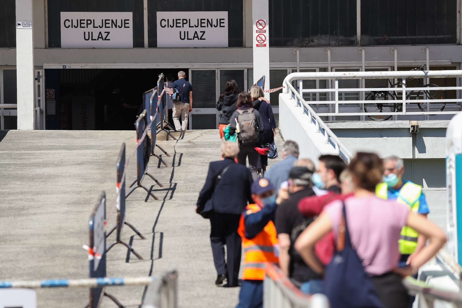 cijepljenje, cjepivo, koronavirus, dom sportova