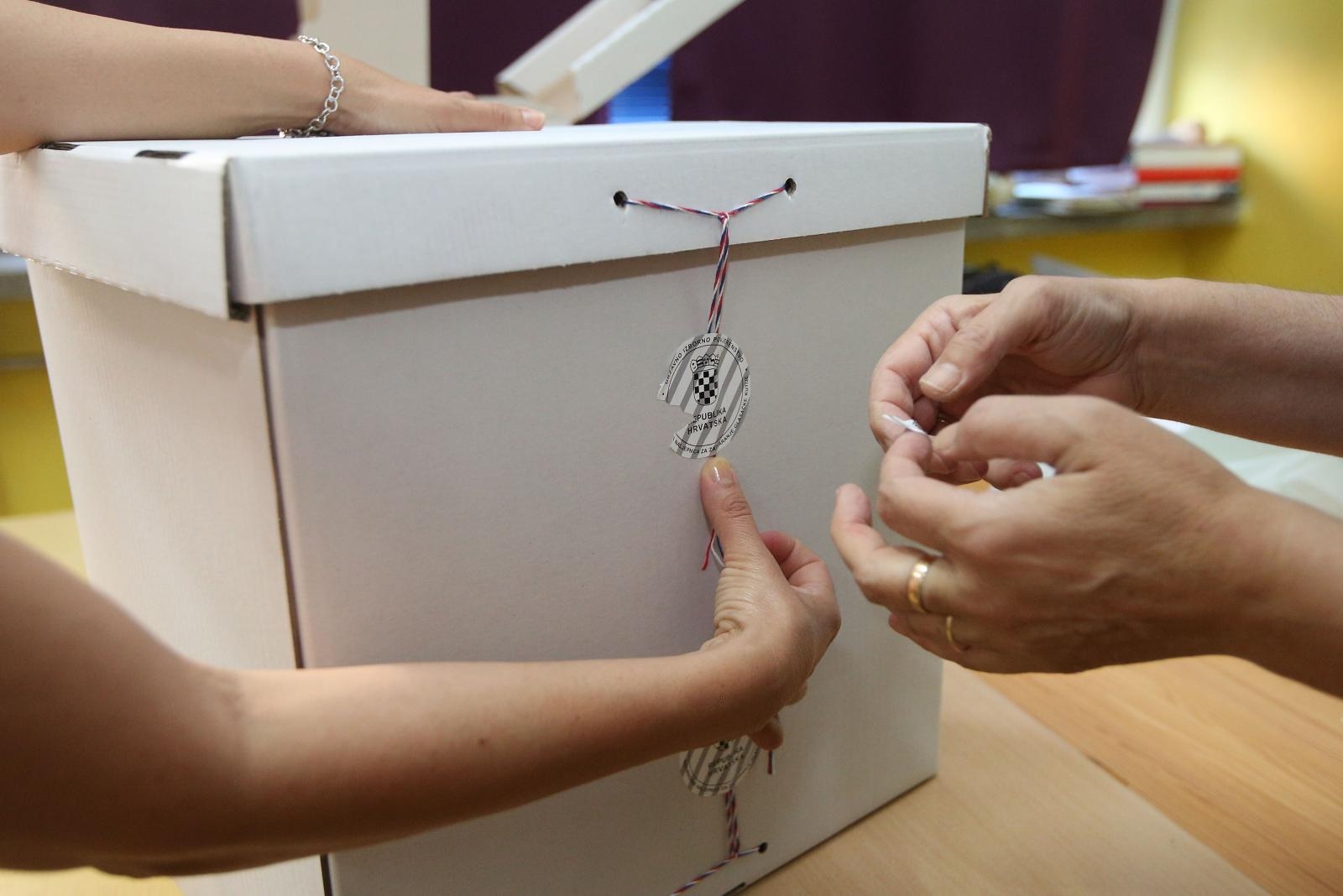 lokalni izbori, kutija, biračka kutija, biralište