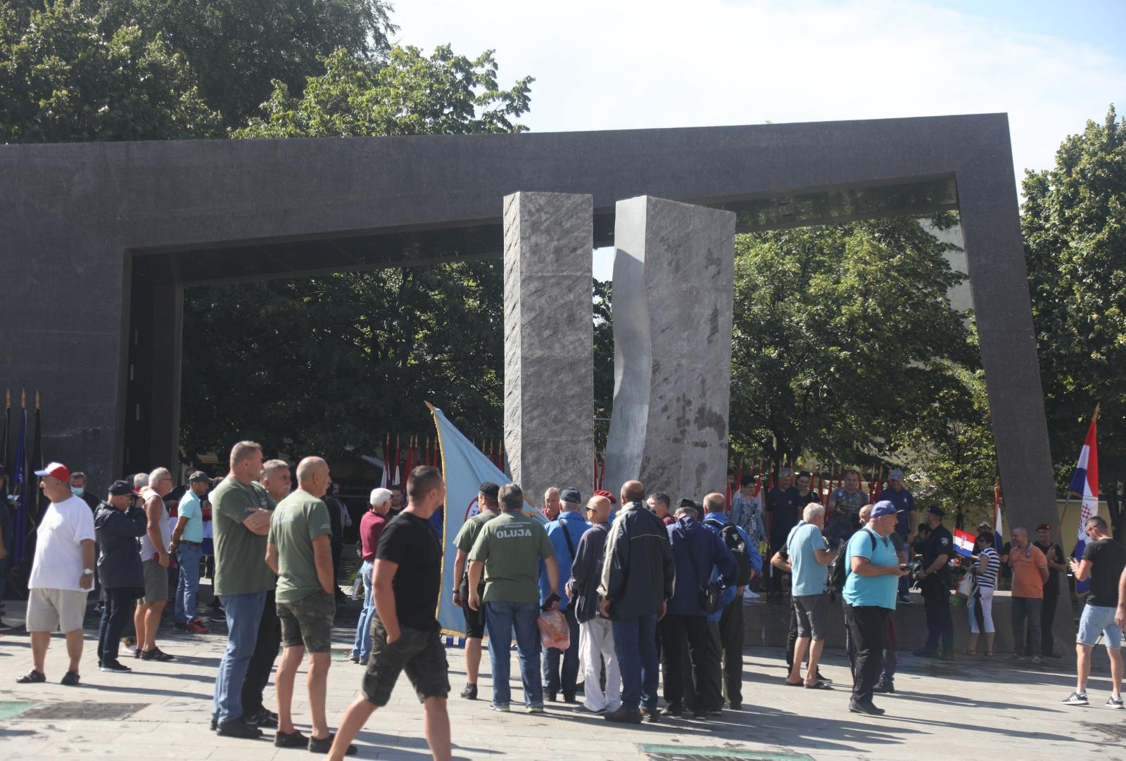 Knin: Atmosfera na Trgu Ante Starčevića