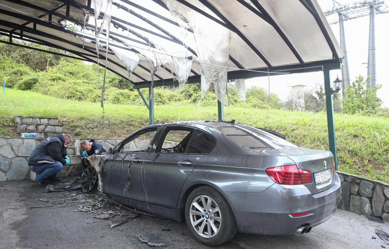požar, zapaljeni automobil