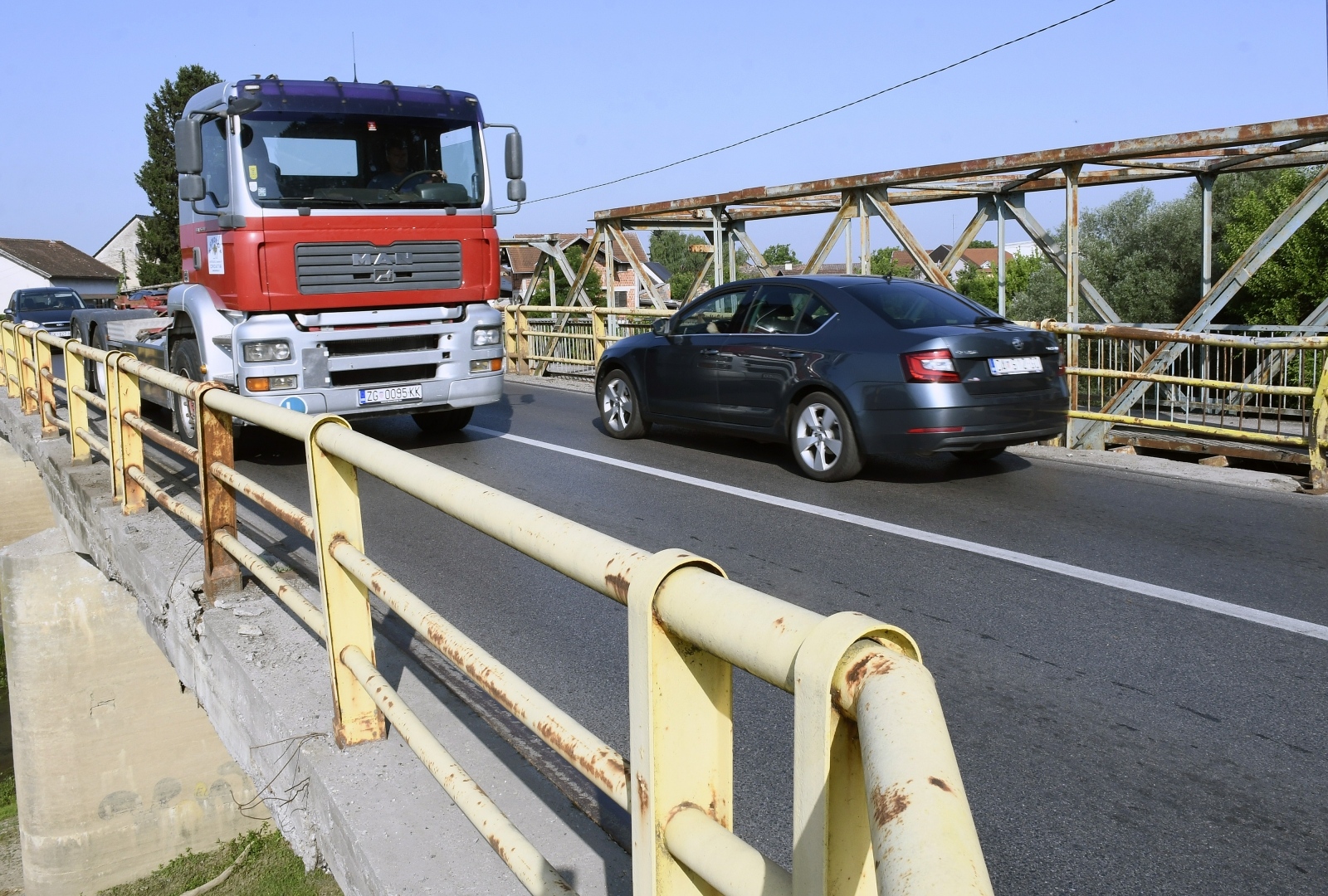 Sisak: Preko rijeke Odre i dalje se prometuje mostom iz 1931. godine