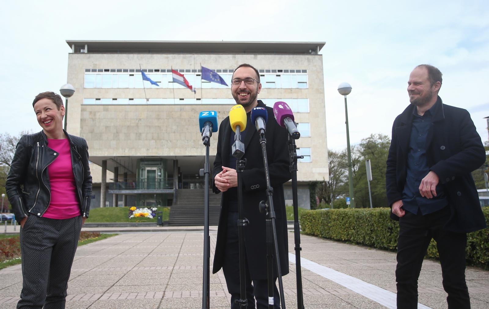 Tomislav Tomašević, Danijela Dolenec, Luka Korlaet