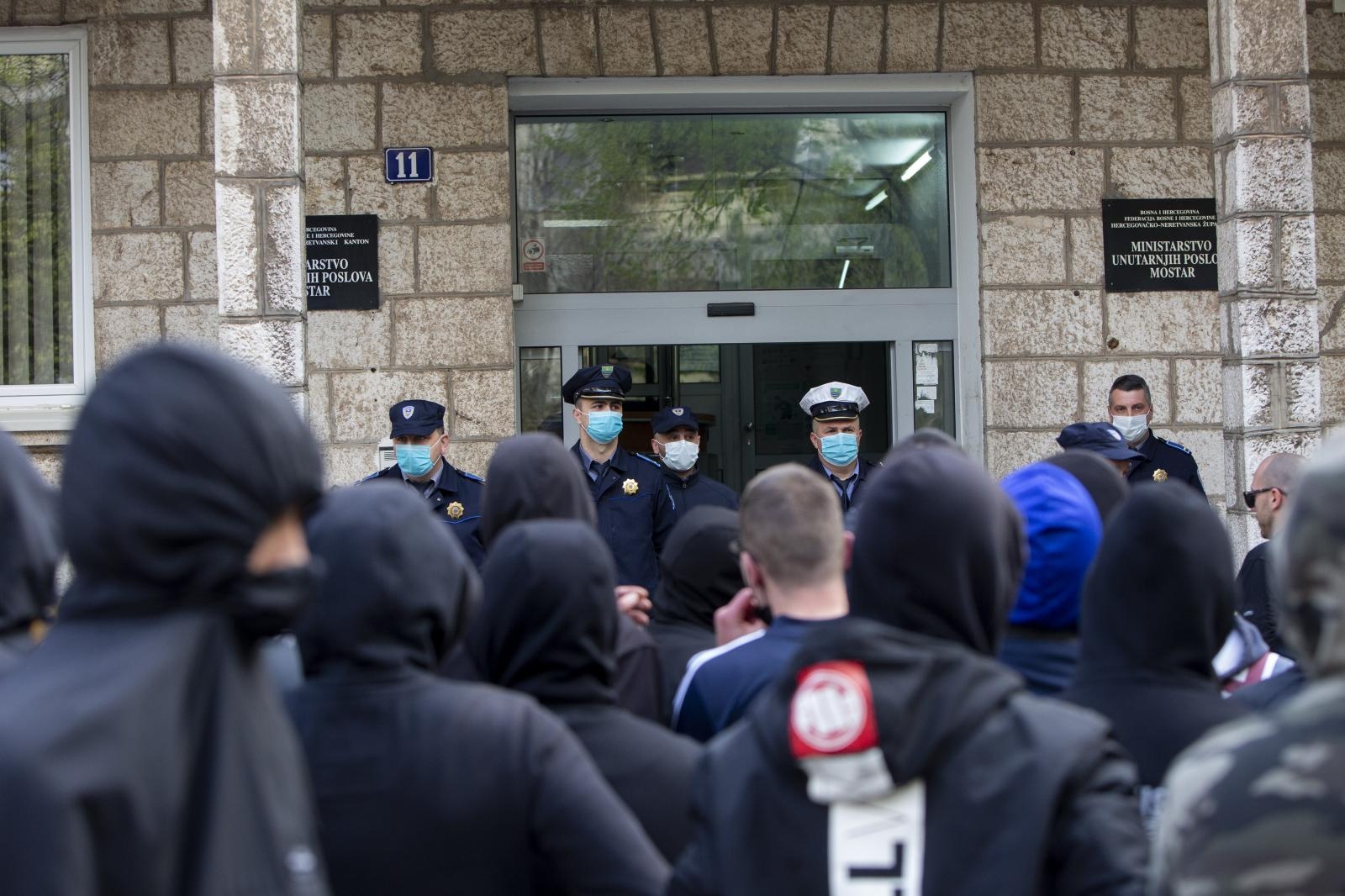 U Mostaru održan prosvjed zbog policijske brutalnosti