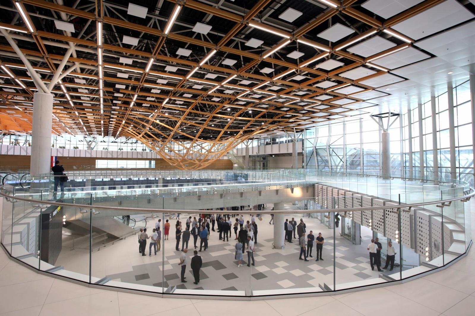 aerodrom split, zračna luka split, splitski aerodrom, resnik