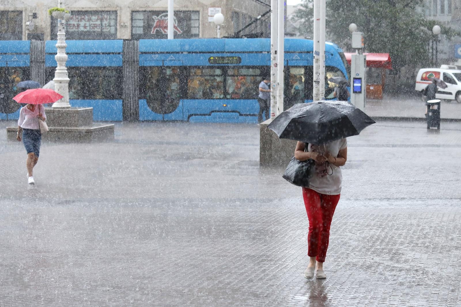 kiša, pljusak, nevrijeme