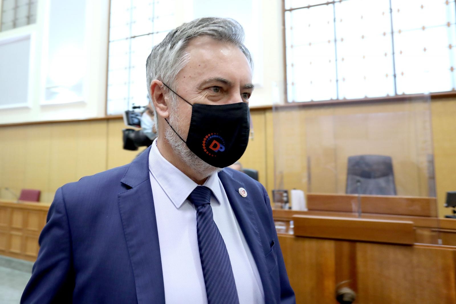 Zastupnici zaključuju 7.  sjednicu Sabora i odlaze na dvomjesečnu stanku