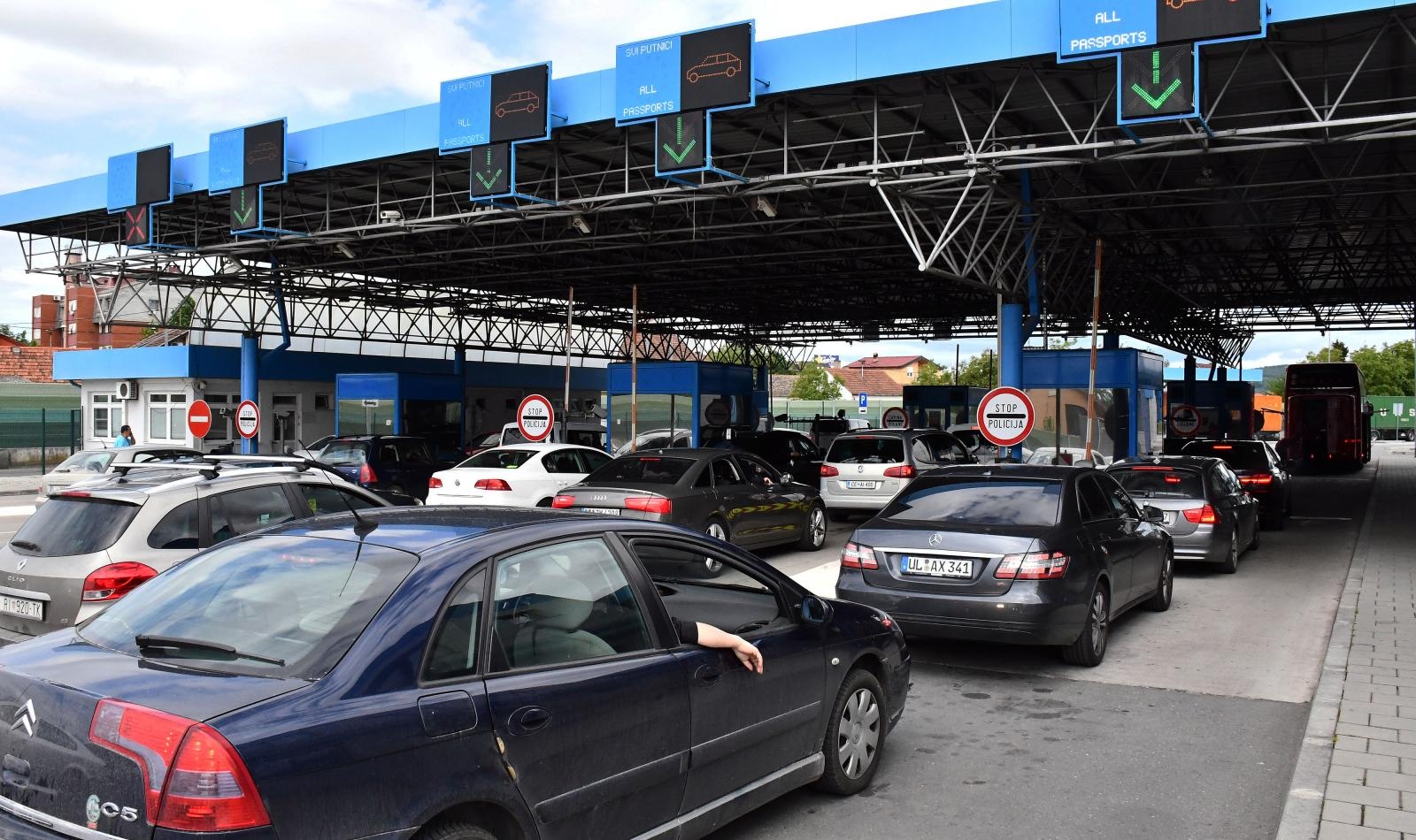 Gužve na graničnom prijelazu s BiH u Slavonskom Brodu