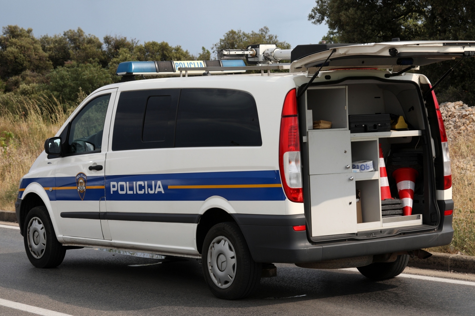 Dva motora sudarila su se na jadranskoj magistrali u Njivicama