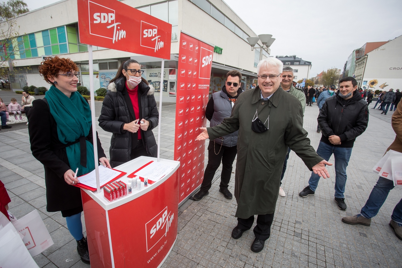 Vukovar: Ivo Josipović podržao kanditaturu Damira Madune za gradonačelnika