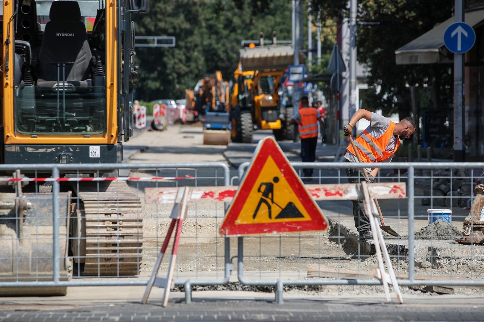 radovi, radovi na cesti