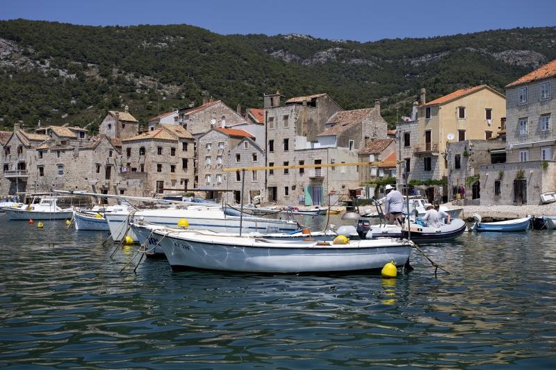 Komiža, čamac, more, brod