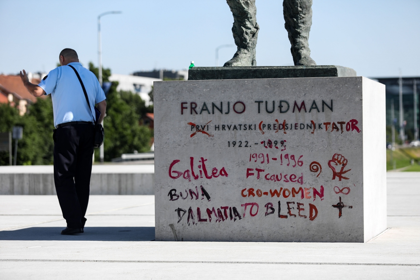 Zagreb: Devastiran spomenik Dr. Franje Tuđmana