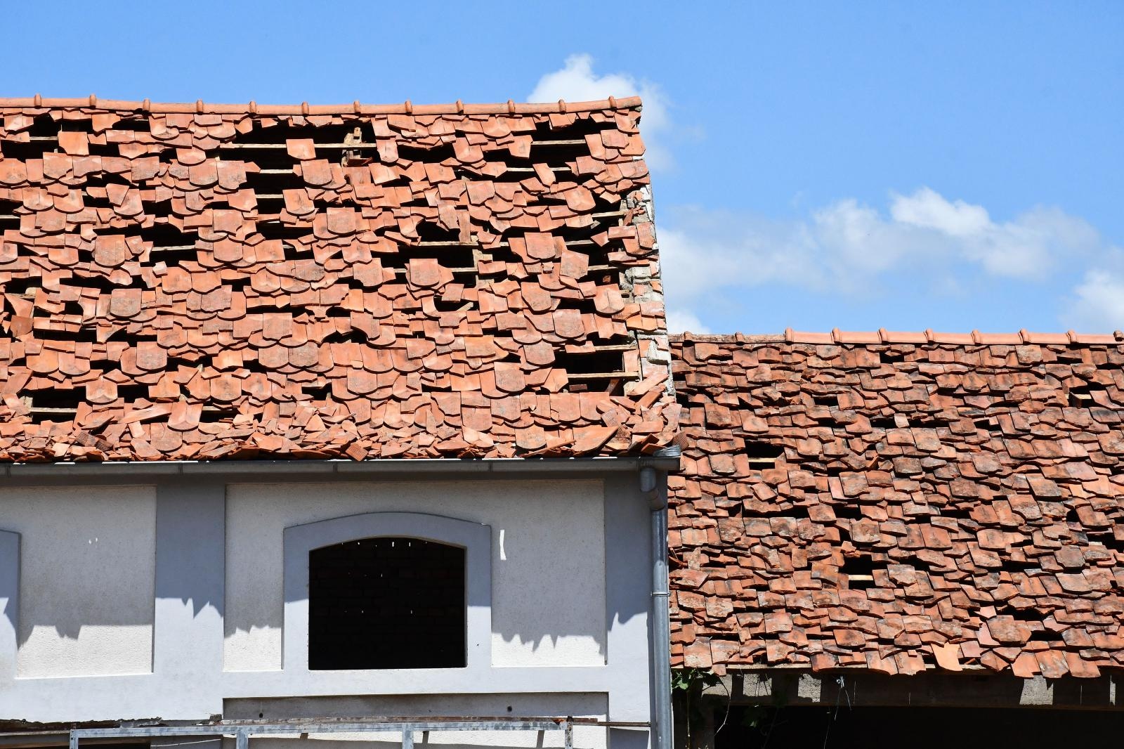 Posljedice jučerašnjeg nevremena u selu Šeovica i u prigradskim naseljima Požege