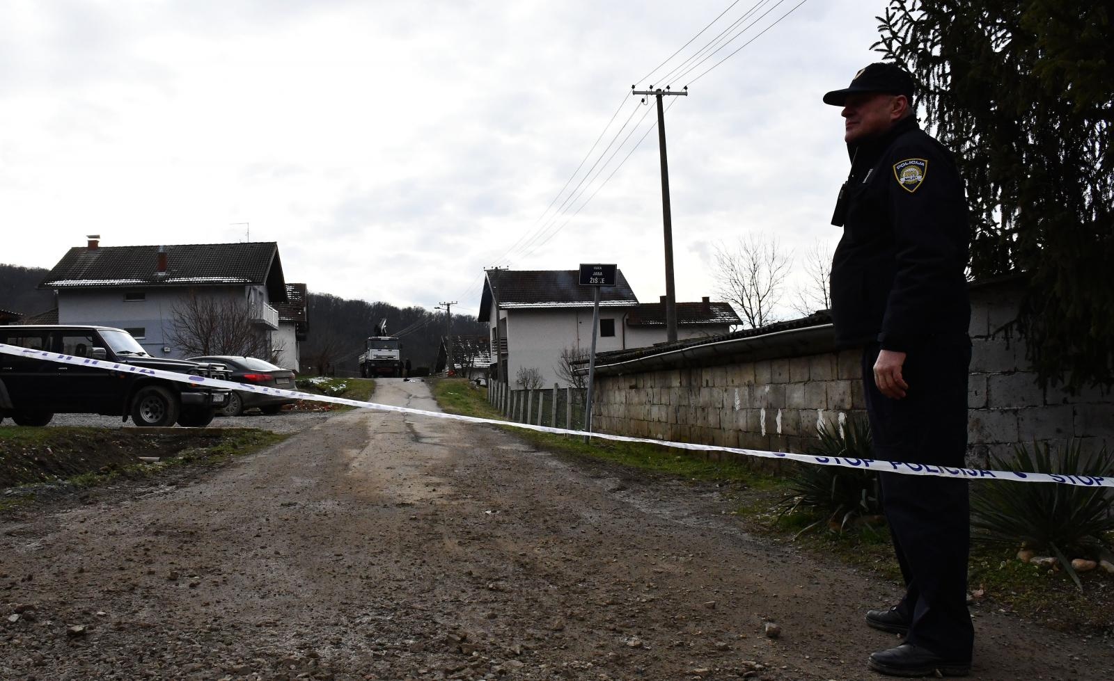 HEP, pakrac Na radnike HEP-a bacio bombu nakon što su mu došli isključiti struju