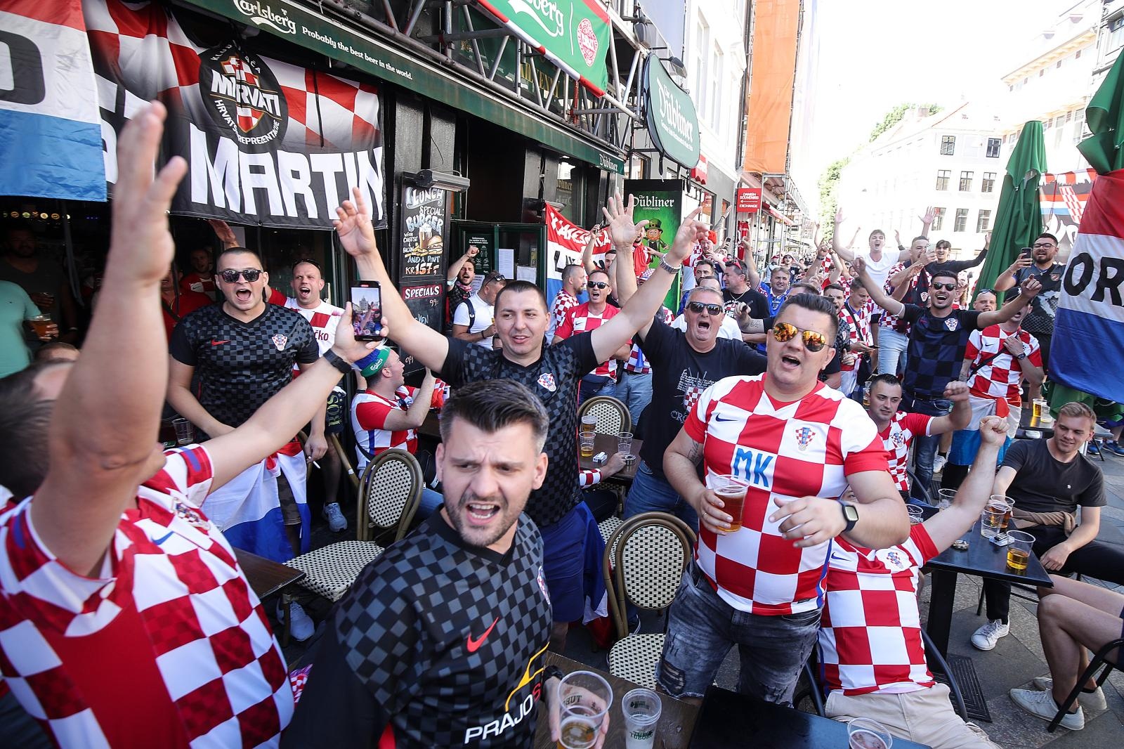 Kopenhagen: Navijači Hrvatske i Španjolske u gradu uoči utakmice