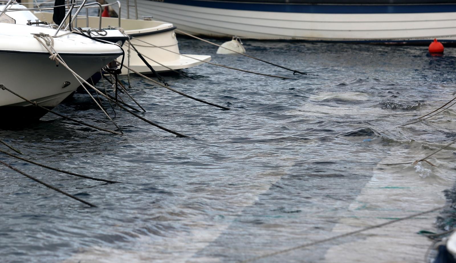 poplava, riva, poplavljena riva, jugo, južina