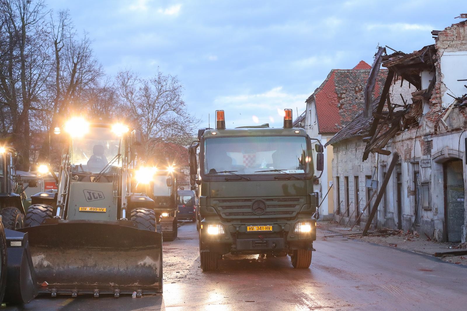 Petrinja: Jutro nakon razornog potresa