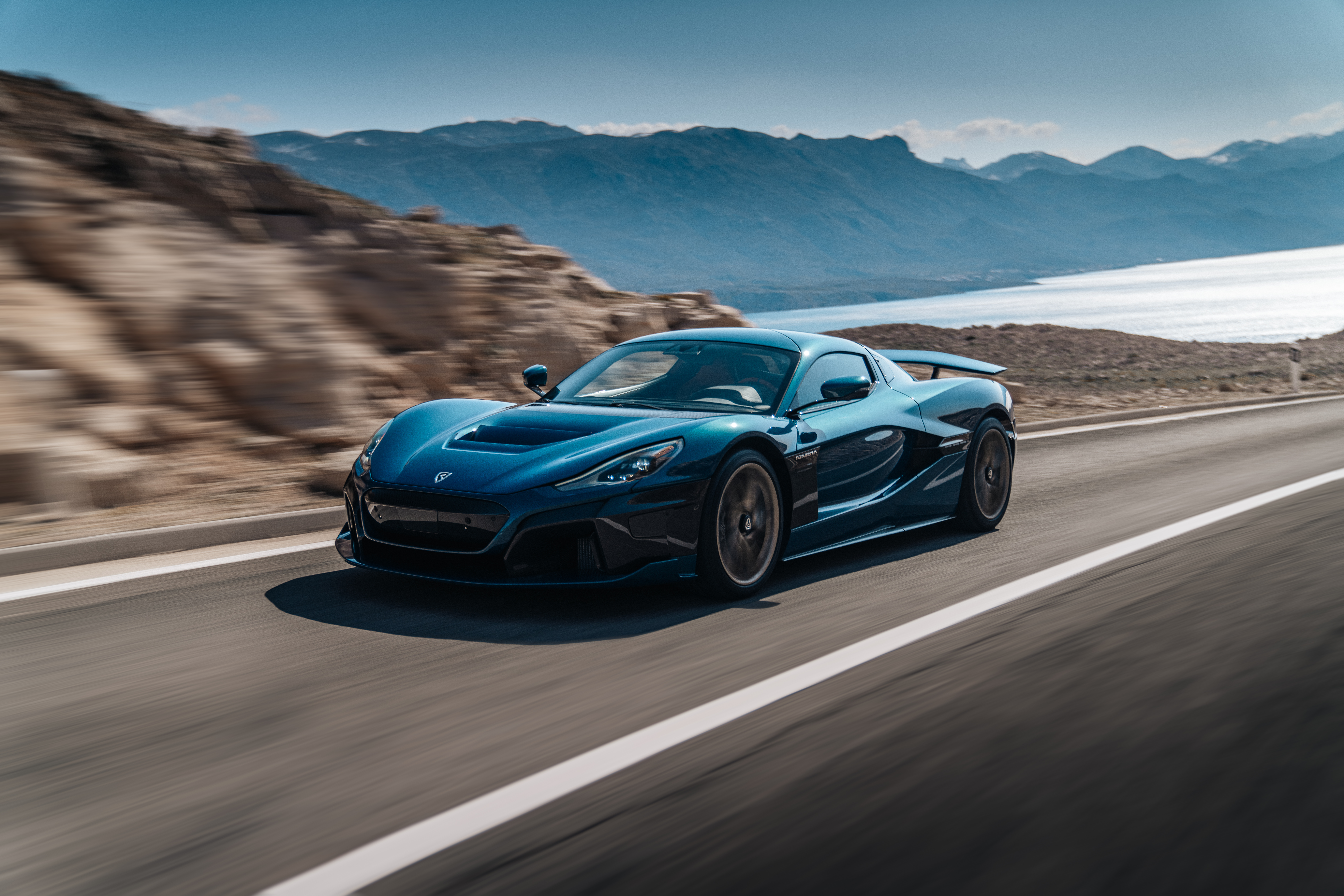 RIMAC NEVERA DYNAMIC_9