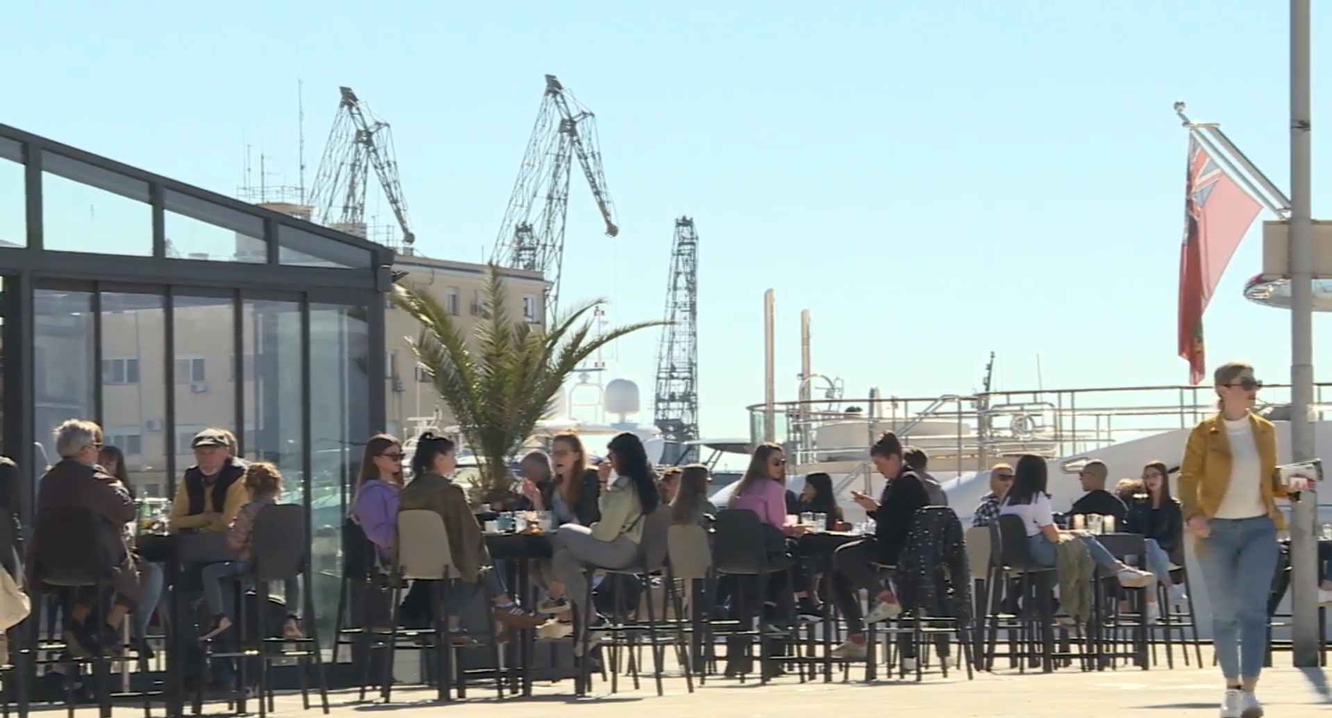 Rijeka, terasa, kafić