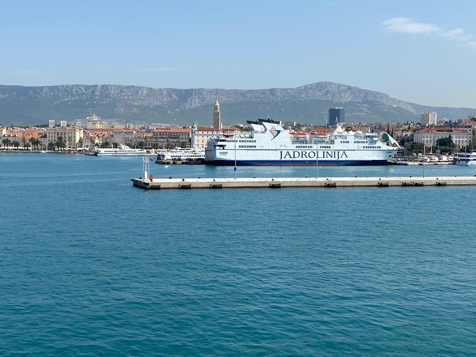 jadrolinija, trajekt,