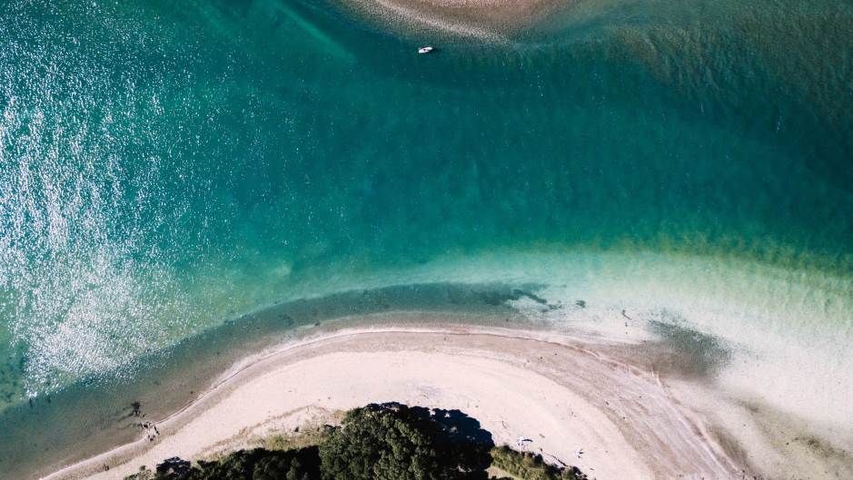 aaron-birch-608546-unsplash