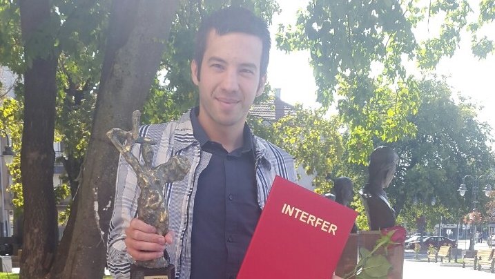 adam santovac interfer