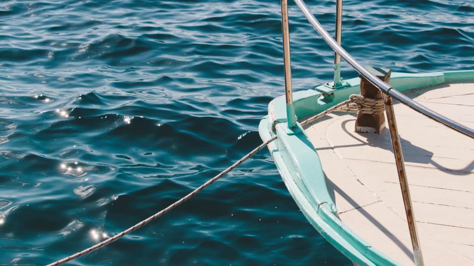 alex-holyoake-139906-unsplash