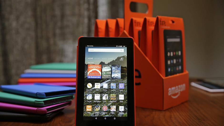 amazon fire Tanjug AP Eric Risberg